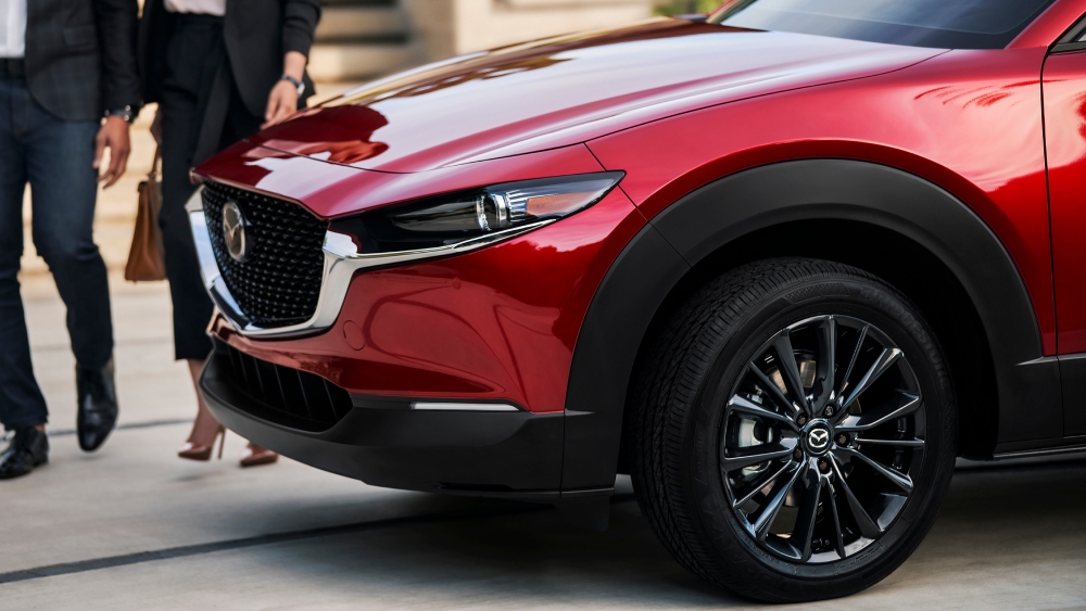 Accesorios para el Mazda CX-30 2026 – Ruedas forjadas BBS® de 18" en Gloss Black Accesorios para el Mazda CX-30 2026 – Ruedas forjadas BBS® de 18" en Gloss Black